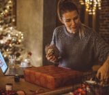 What to do when online Christmas shopping is delayed?